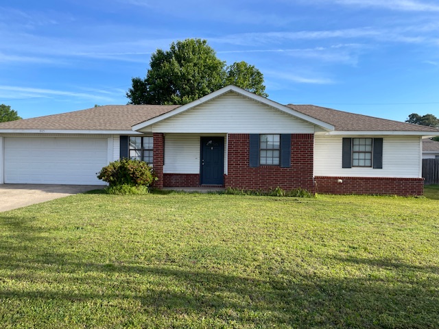 805 Baywood Drive